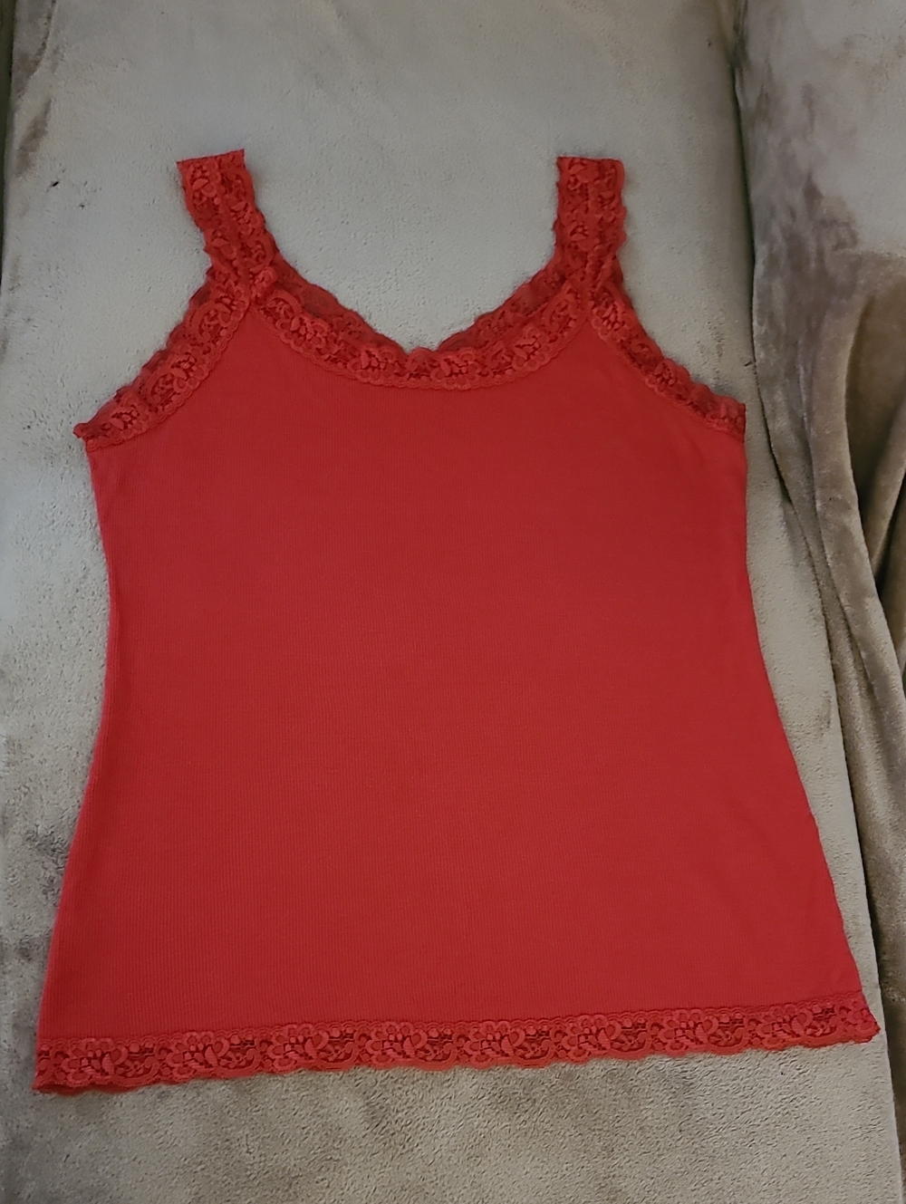 Women’s Lace-Trim Tank Top - Red